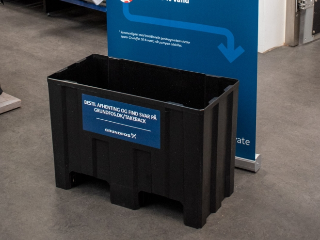 Box aus 100 % recyceltem Kunststoff