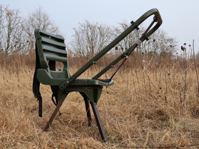Jagdstuhl mit Spritzgussteilen